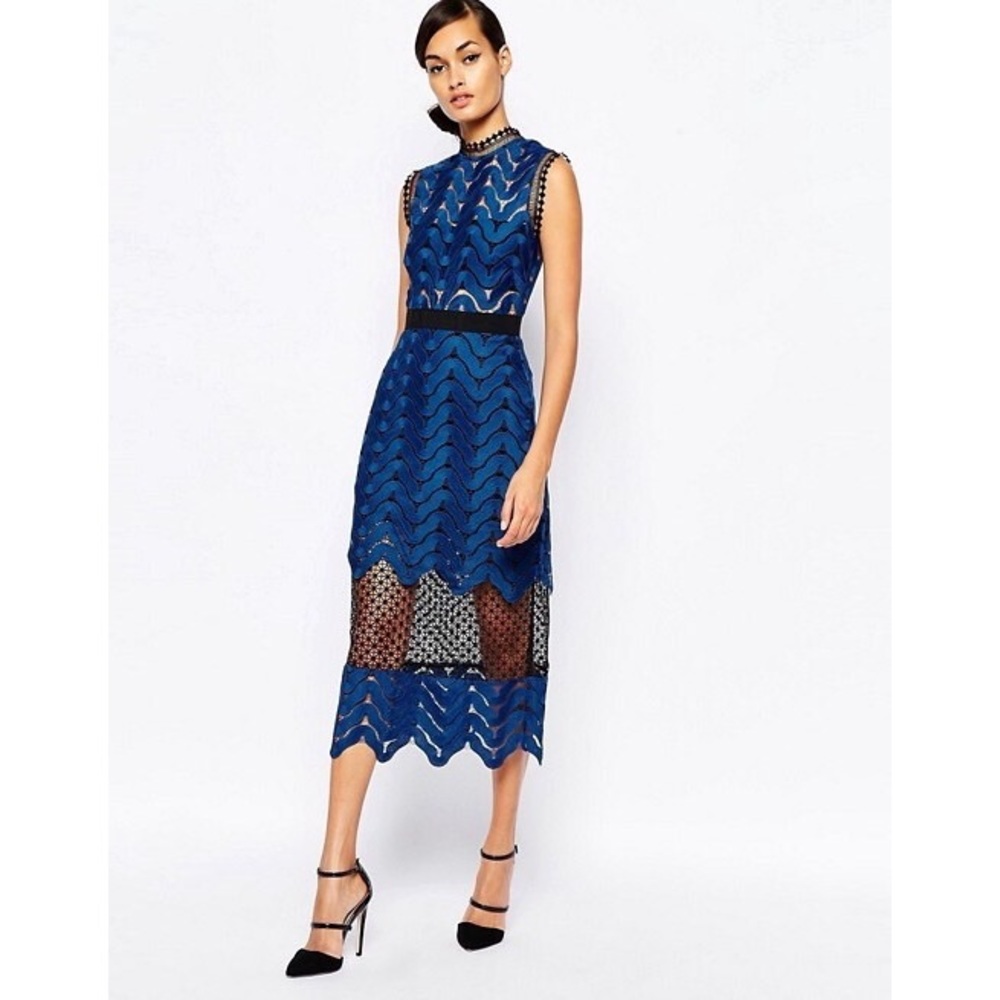 NWOT Self-Portrait Scalloped High Neck Midi Dress